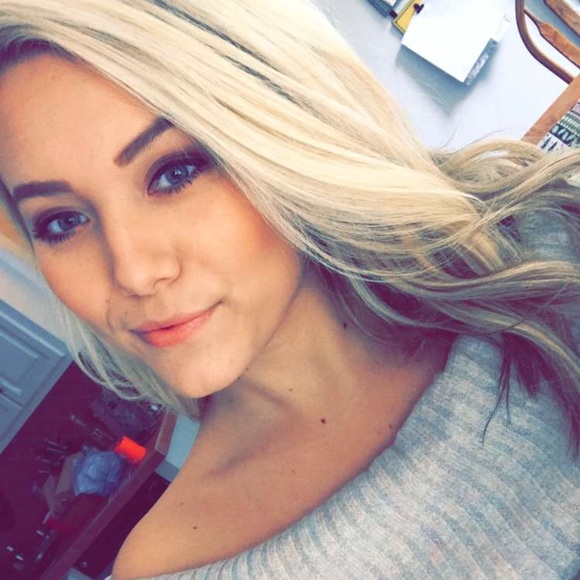 Meet your Posher, Anna - Picture 1 of 1